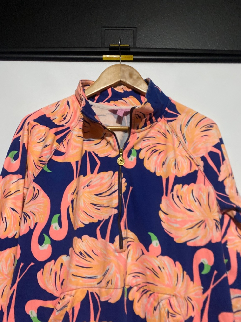 Lilly Pulitzer M Skipper Popover - Picture 5 of 14